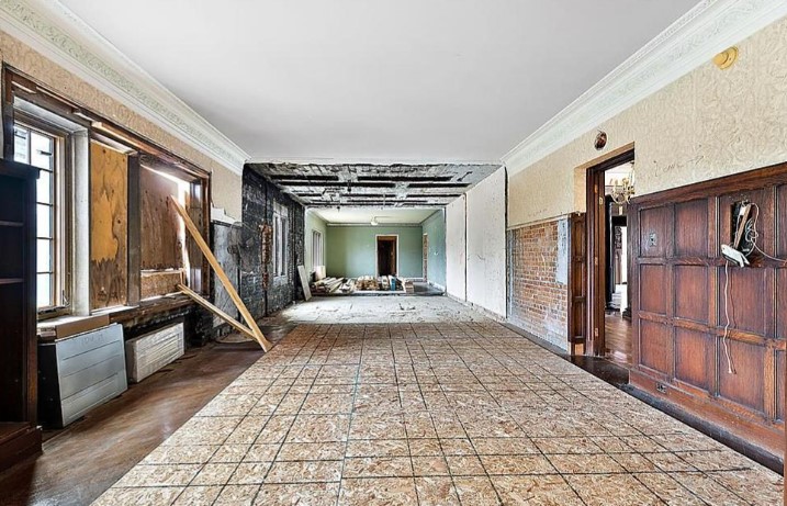 For Sale: The Bishop Mansion – The Largest Home in Detroit, Michigan ...